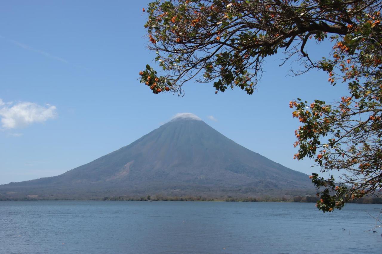 La Sirenita - Ometepe Hotel Altagracia Екстериор снимка